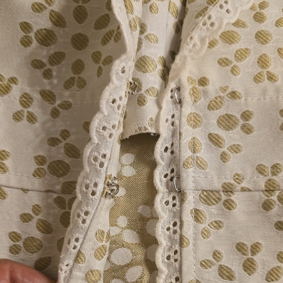 Alex Marie Gold and White Lace Blazer Floral Elegance - Picture 10 of 13